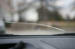 windshieldcrack.jpg