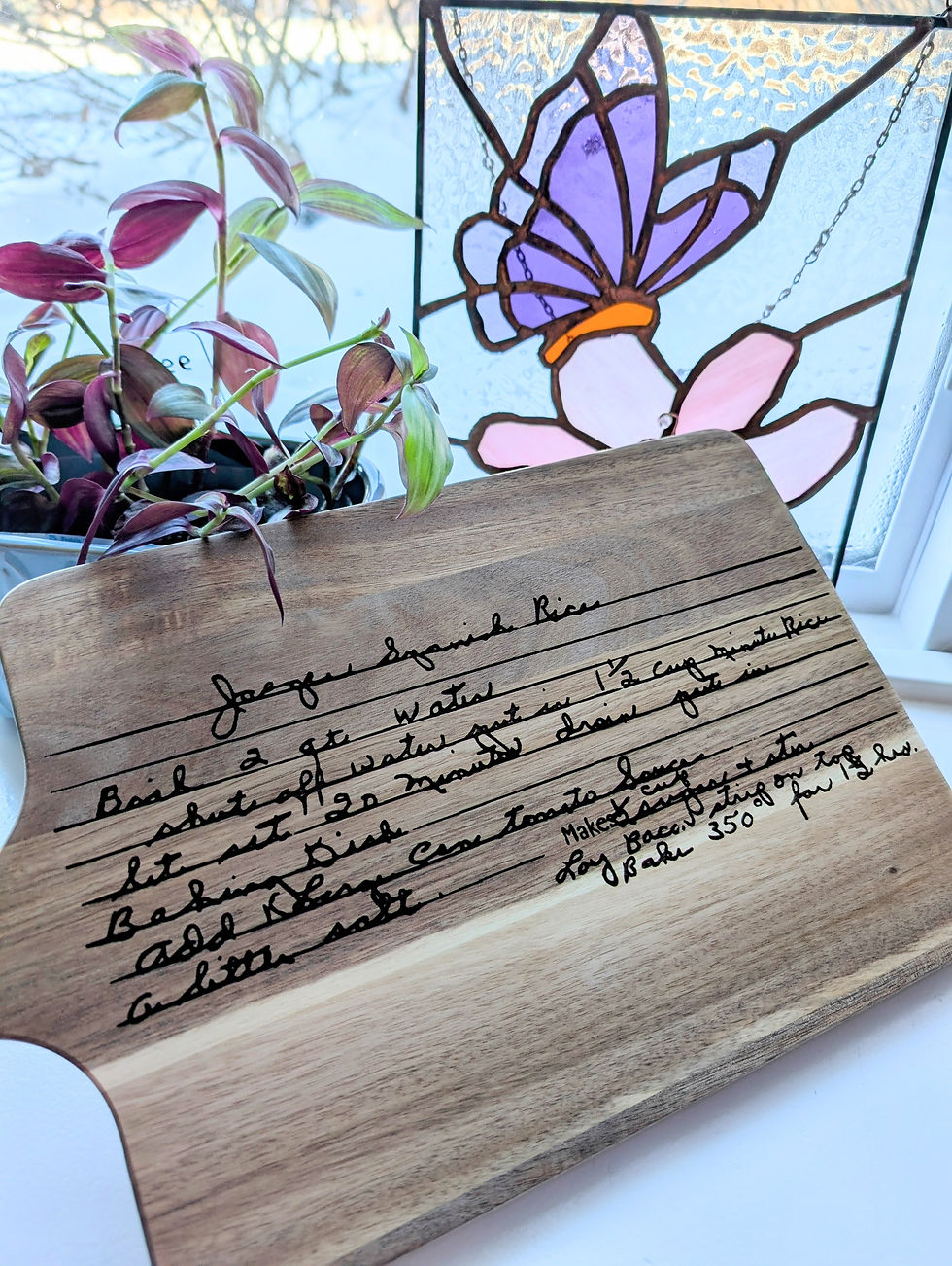 Thumbnail: Custom laser engraved cutting board - made with your handwritten recipe
