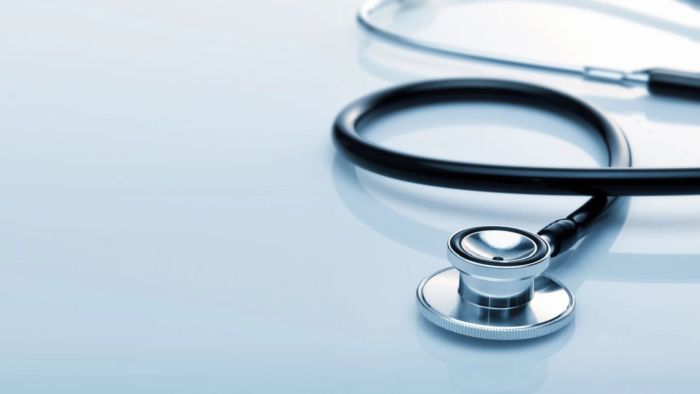 IoT_Remote-monitoring-stethoscope.webp