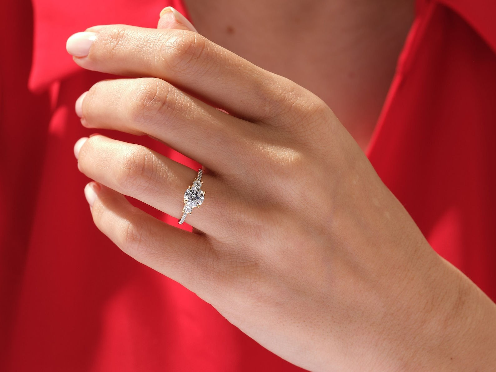 14K Solid Gold Round Cut 1 ct Lab Grown Diamond Engagement Ring