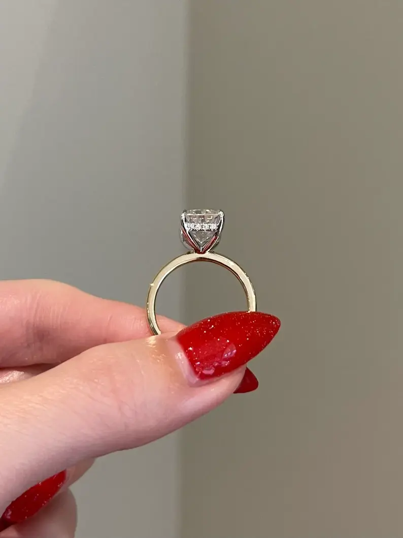 Thumbnail: Crushed Ice Radiant Cut Engagement Band