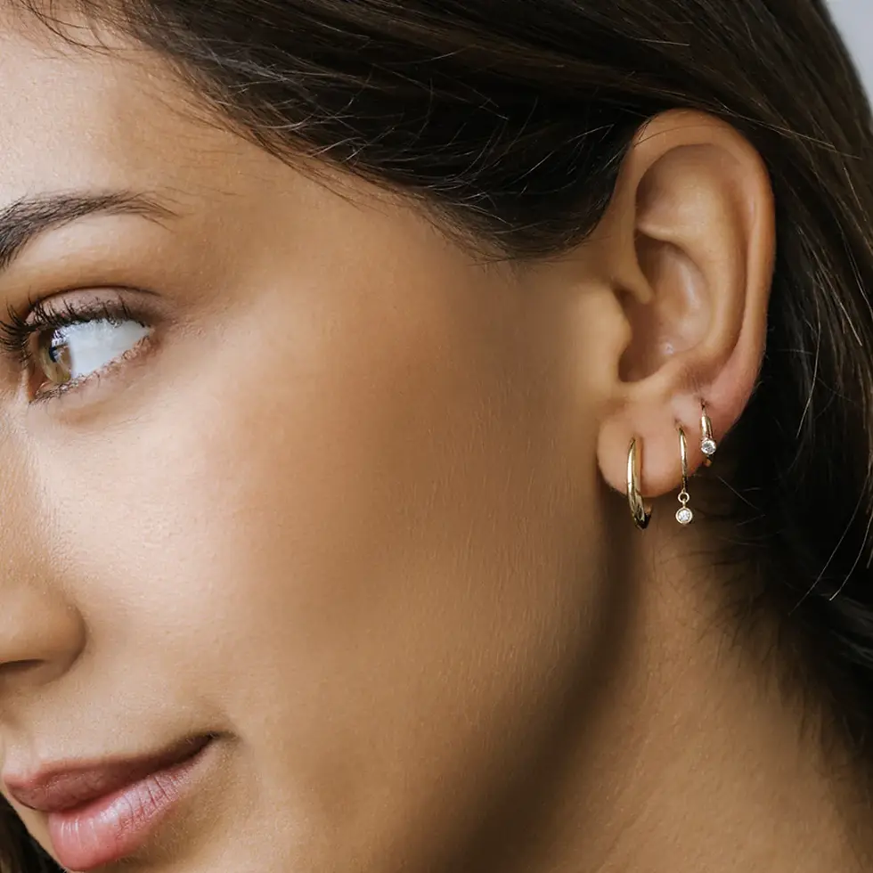 Thumbnail: Hoop with Diamond