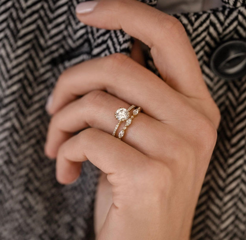 Thumbnail: 18K Rose Gold Marquise Stacking Band Studded with Moissanite