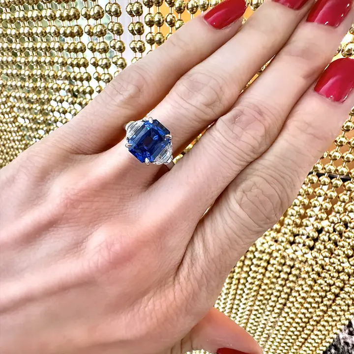 Natural Blue Sapphire Engagement Rings Solid 18k gold