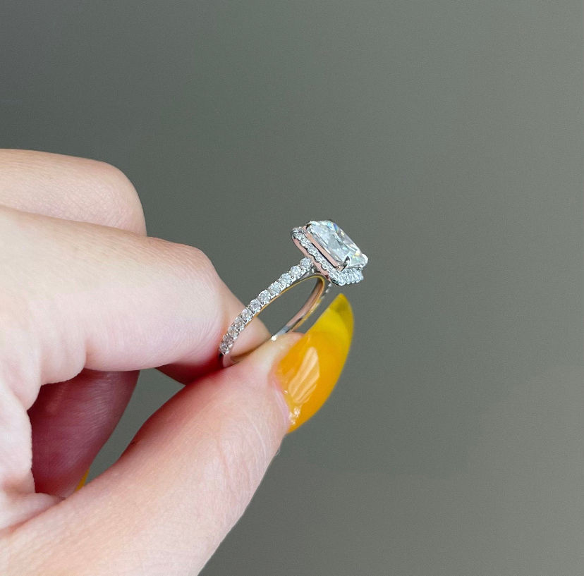 Thumbnail: Radiant Cut Moissanite Engagement Ring
