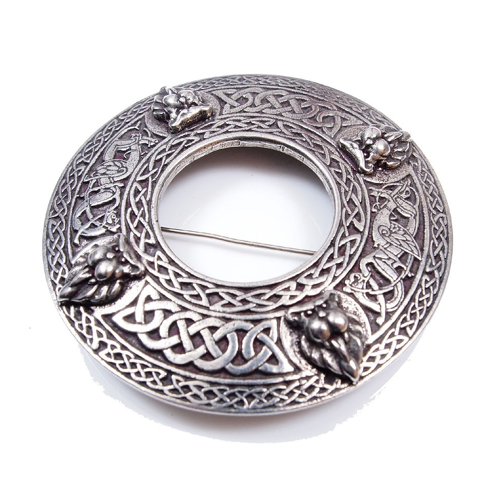 Thumbnail: Plaid Brooch Lion Head