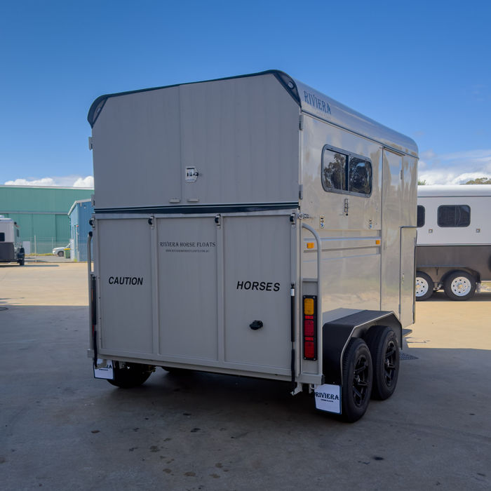 Rear side angle of the Riviera Square Front 2 Horse Angle Load horse float