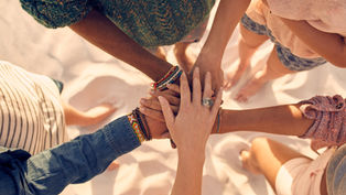 How to deal with the curse of expat friendships
