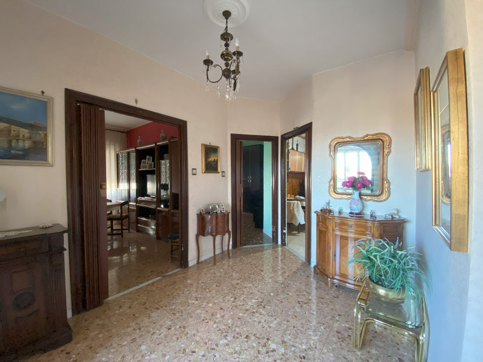 salone