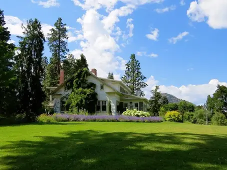 5 Considerations for Crafting a Stunning Landscape Design