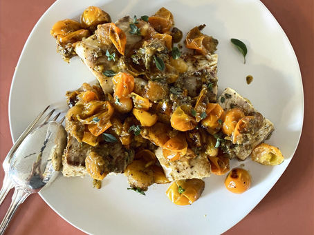 Pez con za'atar, tomates cherry y limón