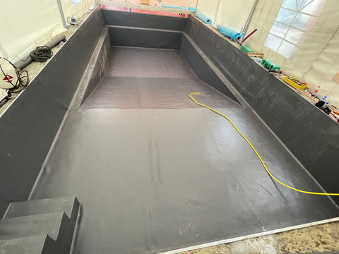 zwembaden en liners, Spileers Technics