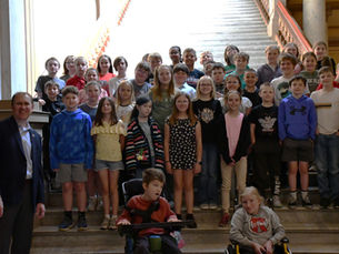 Buchanan Welcomes Students To The Statehouse