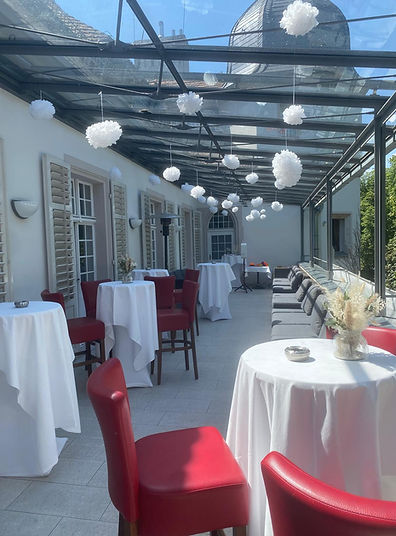 terrasse-festsaal.jpg