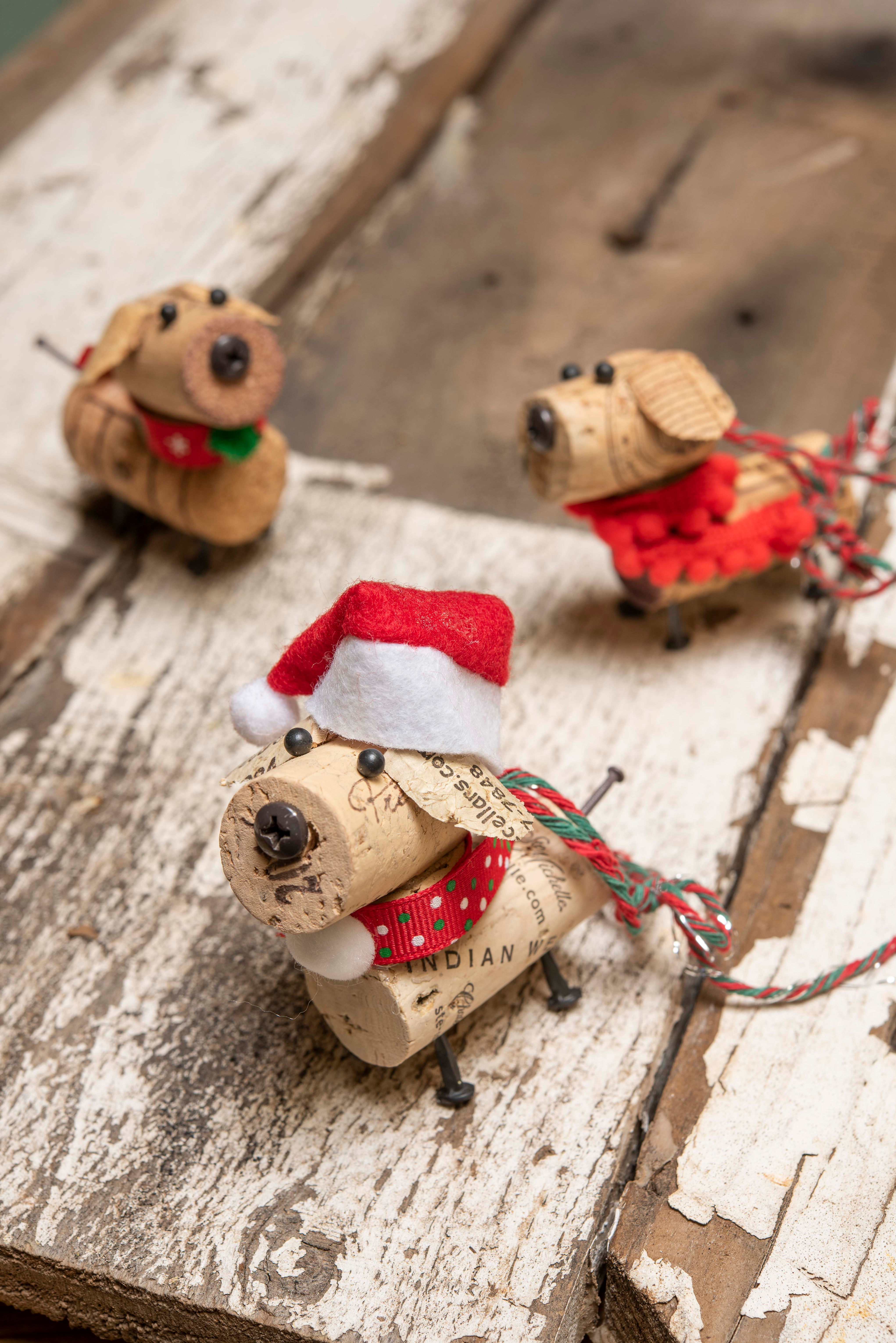 Dog Ornament with hat
