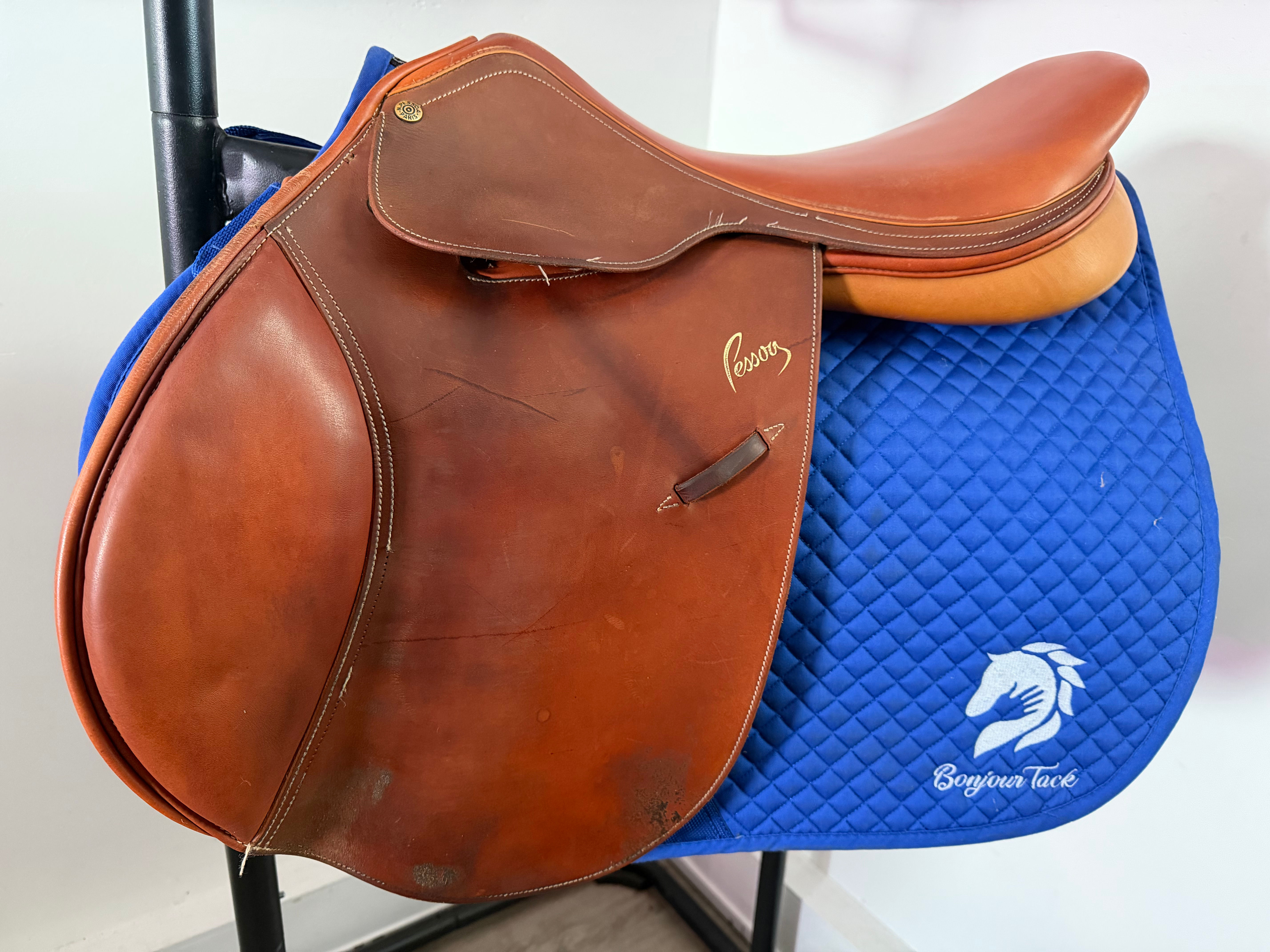 18.5” Pessoa Paris - medium