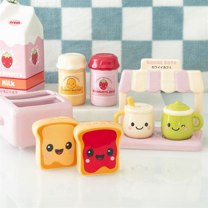 Thumbnail: Kawaii Latte Salt and Pepper Shakers