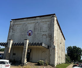 202 2nd Ave E