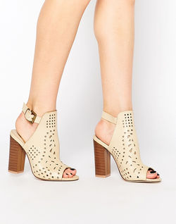 Cut Out Heeled Sandals