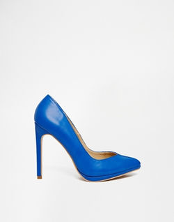 Court Shoes