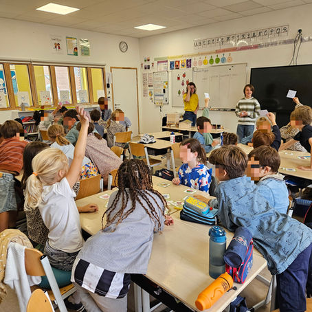 L'association Erine lance son programme enfants formateurs pour faire découvrir le monde des abeilles par des enfants diplômés d'un rucher-école Erine