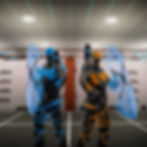 Zwei Spieler die Lasertag in München spielen