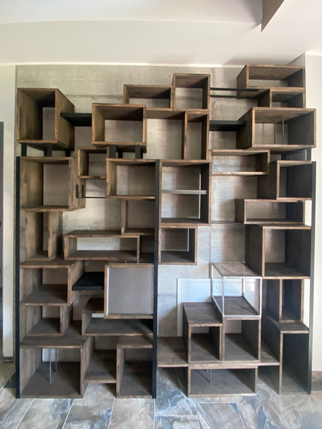 Libreria a parete Dario industrial design