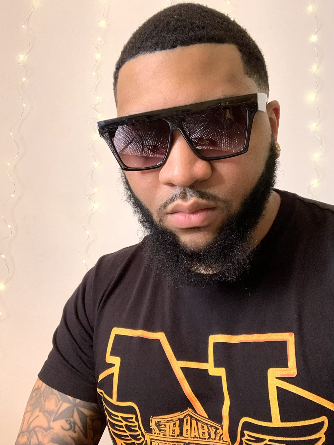 CHICAGO - Sunglasses