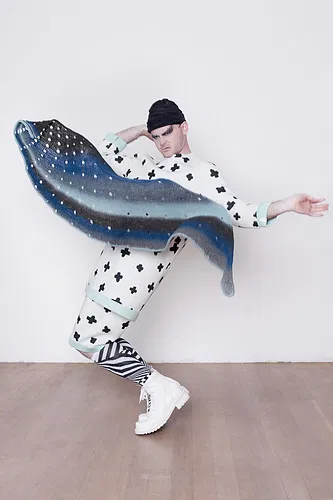 Dotted Rays by Stephen West