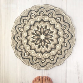 יצירות של ליאת בנטוב, עושה עיניים