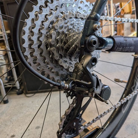 そう言えば、サラッと13SPEED 機械式