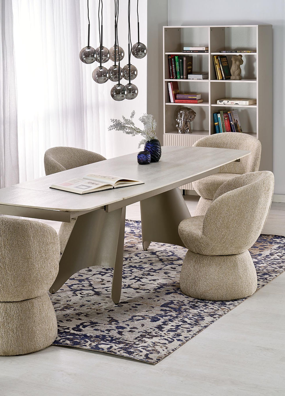 Indexkép: forgó étkezőfotel bézs