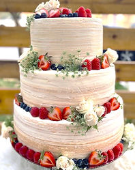 Gateau Crêpes pièce montée avec fraises