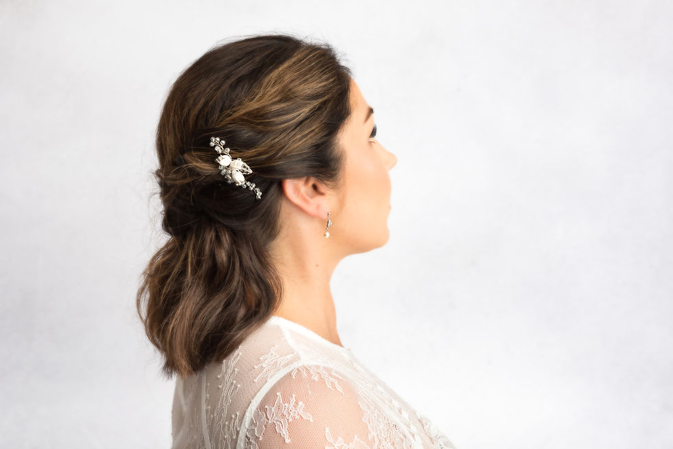 Thumbnail: Evelyn Hair Pin – Tulip Flower & Crystal Bridal Pin
