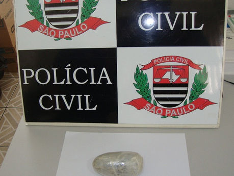 Policia Civil apreende mulher, após tentar entrar com droga no Presidio de Presidente Venceslau.