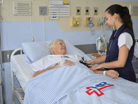 Hospital Regional de Presidente Prudente oferecerá ao público capacitação para cuidadores de idosos