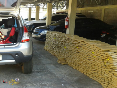 Policia Militar rodoviária apreende 814kg de drogas em Primavera