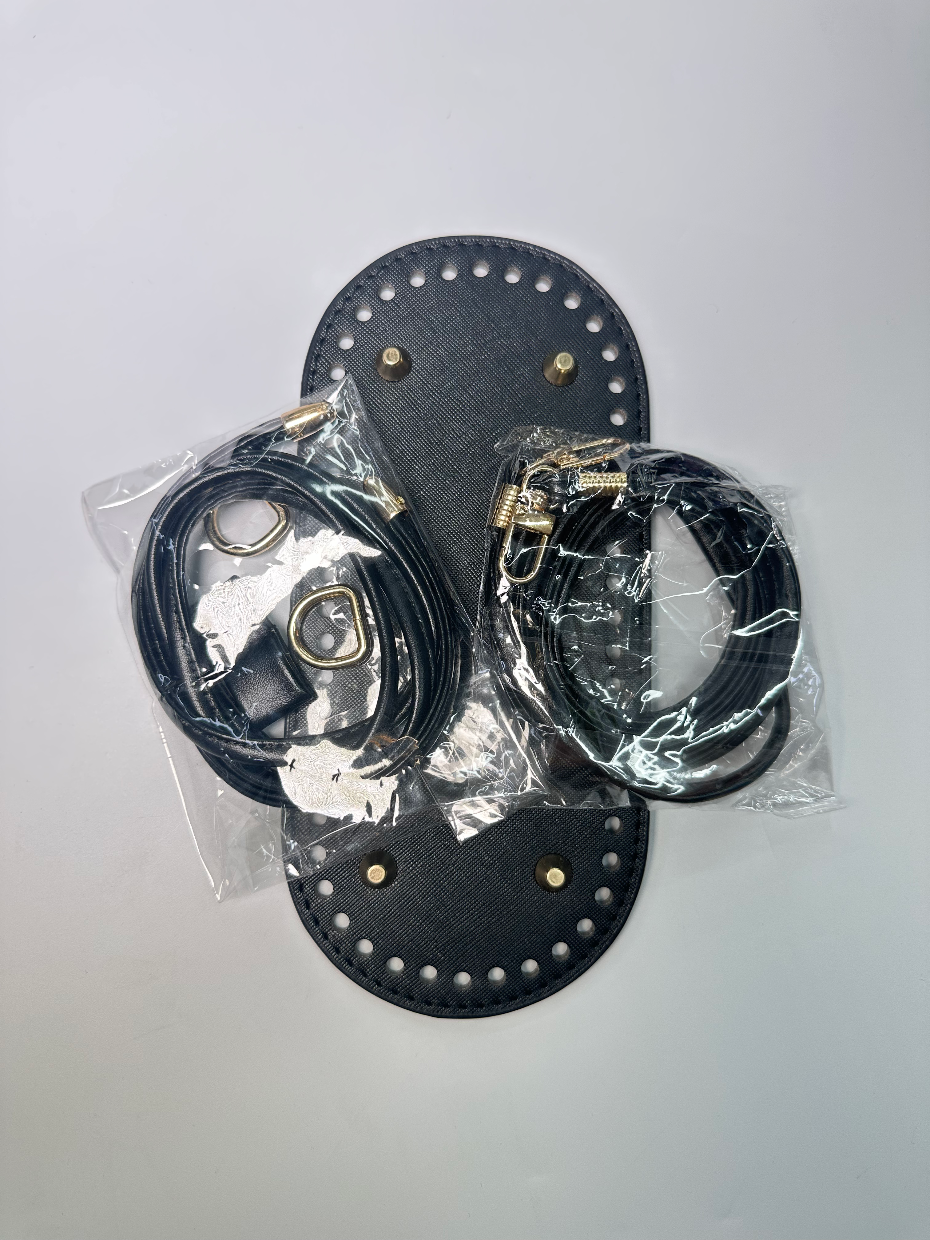 סט חלקי תיק