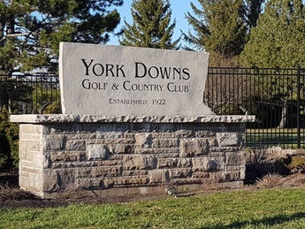 騎行 York Downs 迎春