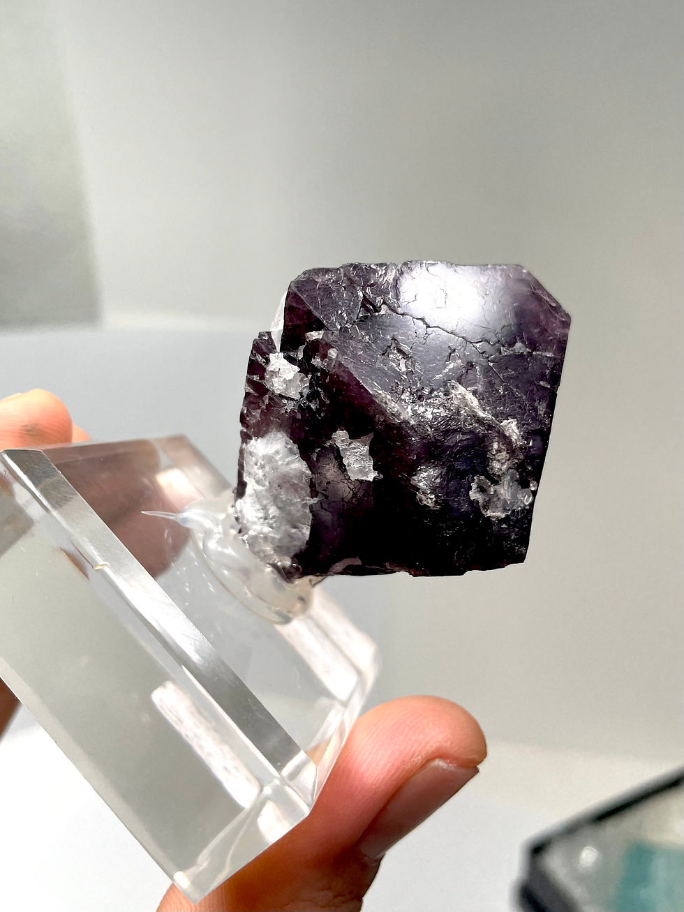 Thumbnail: XL spinel crystal