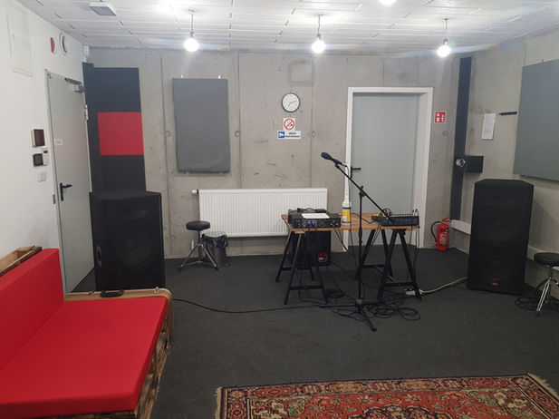 Sala prób Kraków Sala 1 Rock z wyposażeniem muzycznym