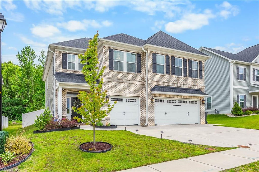 7388 Deerhurst.jpg
