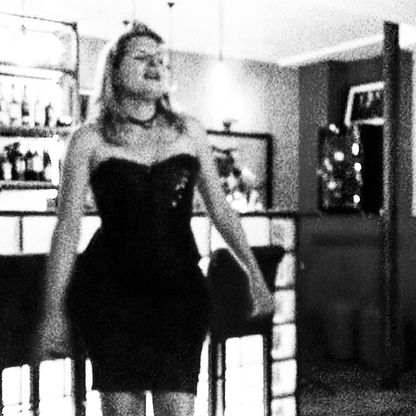 La petite histoire de la chanson à textes..."Vira embe ieu"/Tourne avec moi, par Zine 