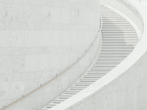 daniel-von-appen-tb4heMa-ZRo-unsplash.jp