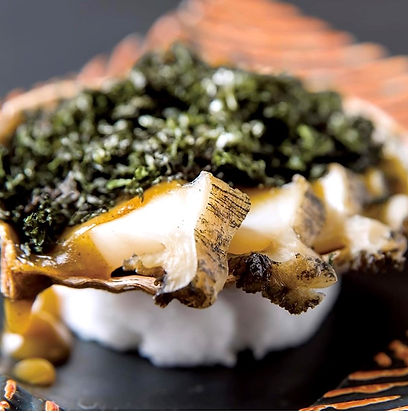 鮑の肝焼き 岩海苔のせ