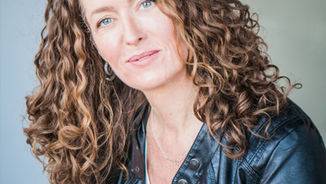 Special Guest - Emma O'Neill - Mind and Body Health in Voiceover