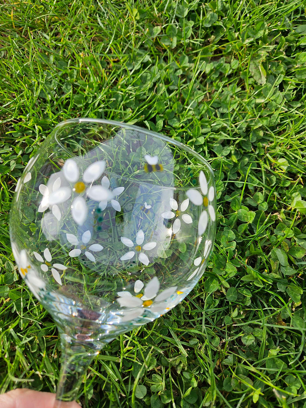Thumbnail: Daisies - Hand Painted Gin Glass 