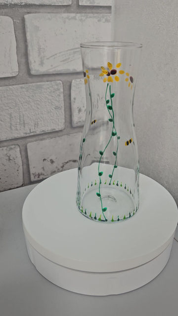 Thumbnail: Cute 14 cm Vase in Sunflowers and Bees