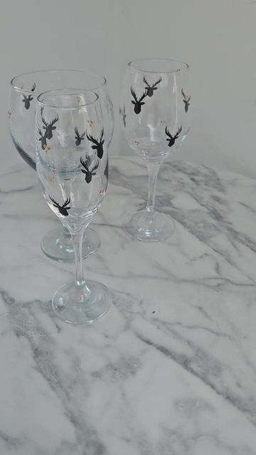 Thumbnail: Hand Painted Prosecco Flute in the Somerset Stag Design 