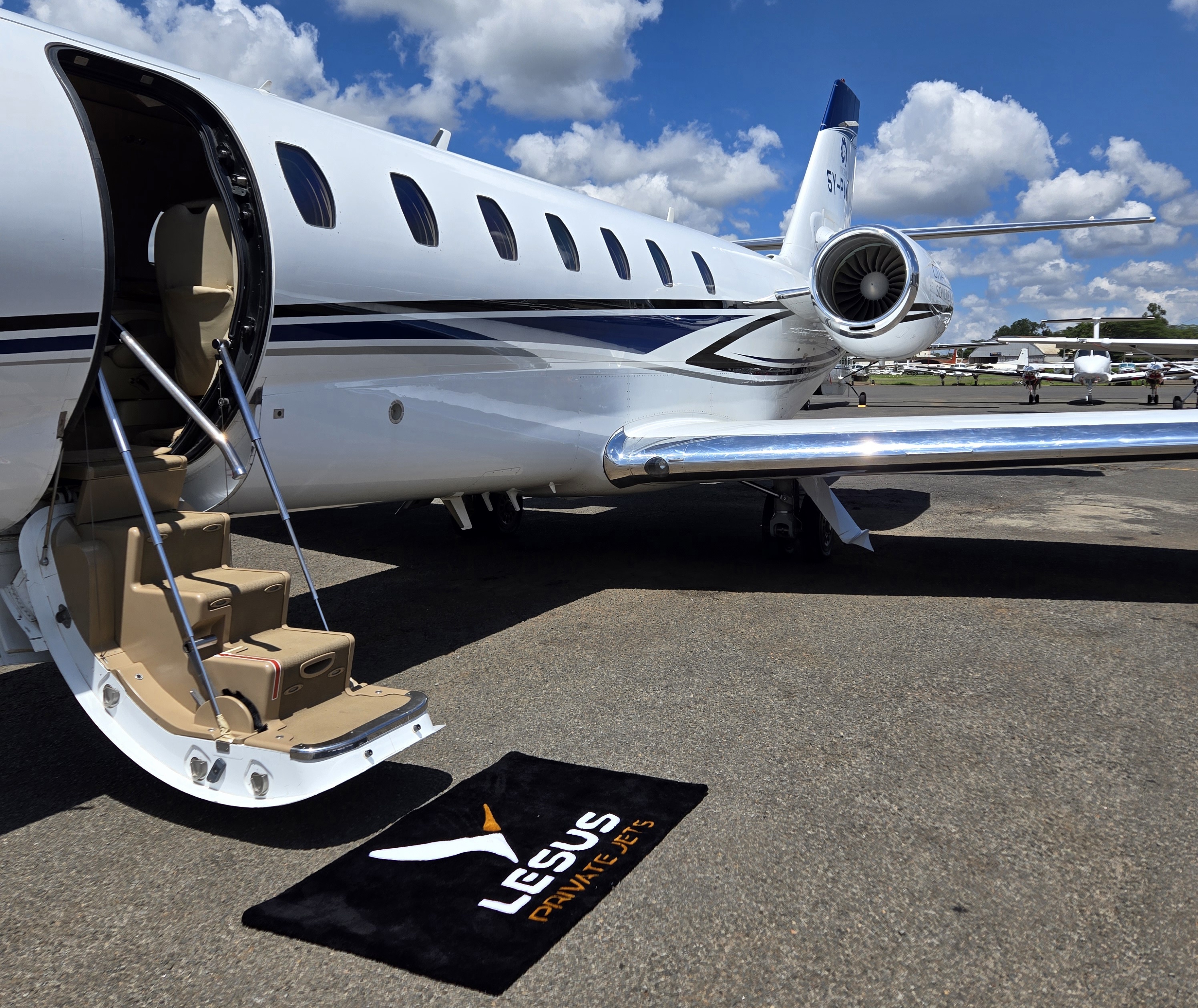 How a Chauffeur Client Became My First Private Jet Charter Client 